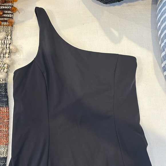 Outdoor voices one shoulder exercise dress - Picture 2 of 3